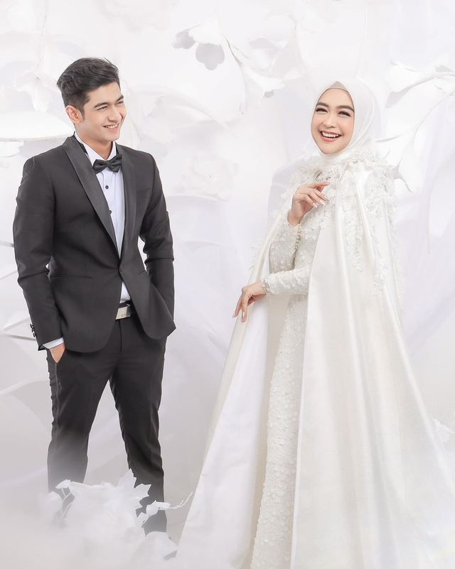 5 Potret Prewedding Ria Ricis-Teuku Ryan, Romantis Meski Tanpa ...