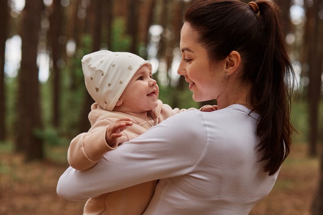 Ilustrasi mimpi punya bayi perempuan. Foto: Unsplash