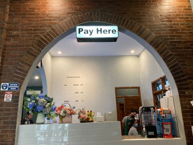 Dwayne's Gelateria: Kafe Pilihan untuk Menikmati Gelato dengan Bermacam Rasa (3)