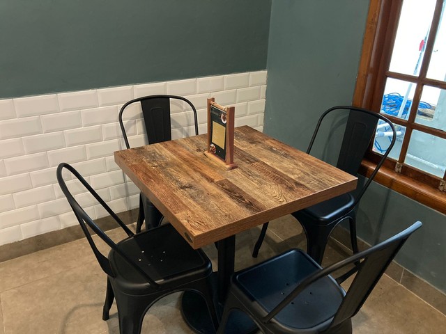 Dwayne's Gelateria: Kafe Pilihan untuk Menikmati Gelato dengan Bermacam Rasa (4)