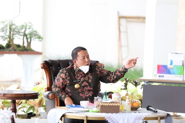Terima Bantuan Alat PCR, Gubernur Lampung: Segera Dialokasikan untuk Rumah Sakit (1)