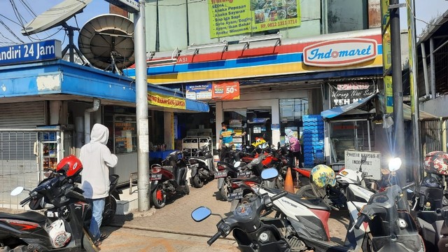 Suasana salah satu Indomaret di Bekasi. Foto: Dok. Istimewa