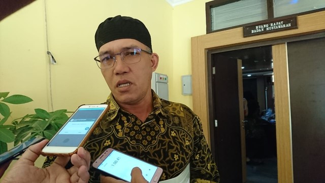 Ketua Komisi IV DPRD Bangka Belitung  Jawarno.