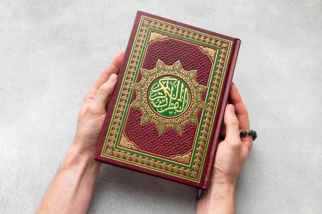 Ya Ayyuhalladzina Amanu Artinya dan Maknanya dalam Al-Quran | kumparan.com