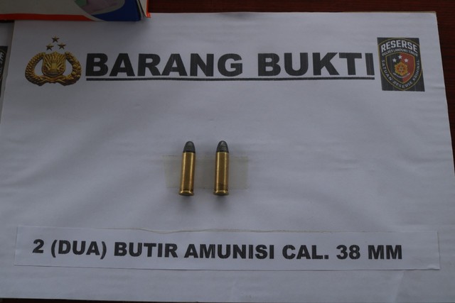 Sering Bawa Senjata Api hingga Meresahkan Warga, Pemuda Lampung Timur Ditangkap (2)