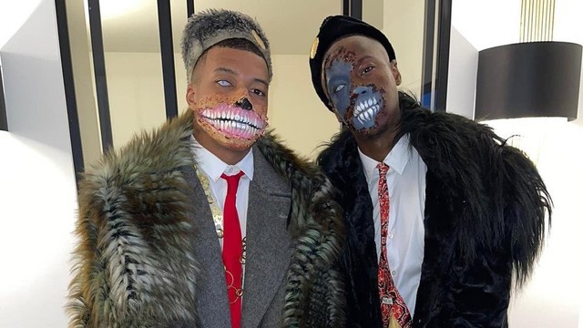 Kylian Mbappe (kiri) saat merayakan Halloween. Foto: Instagram/@k.mbappe