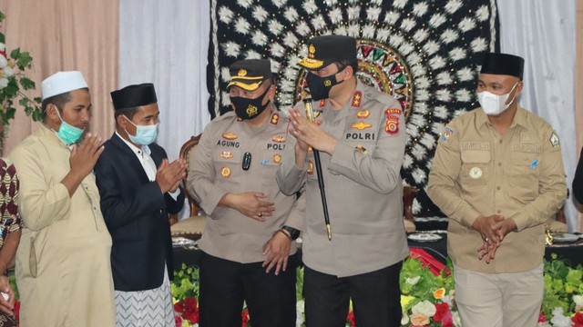 Kapolda Aceh Irjen Ahmad Haydar mengajak Forkopimda Kabupaten Bener Meriah dan seluruh masyarakat untuk mendukung dan meningkatkan capaian vaksinasi COVID-19. Foto: Humas Polda Aceh
