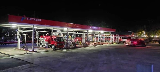 Pertamina berusaha mendistribusikan BBM ke SPBU malam ini, foto: Istimewa