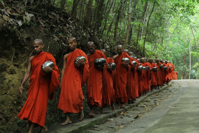 Mengenal Upacara Keagamaan Buddha Kumparan Com