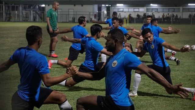 Latihan Timnas Indonesia Jelang TC di Turki. Foto: Iqbal Firdaus/kumparan