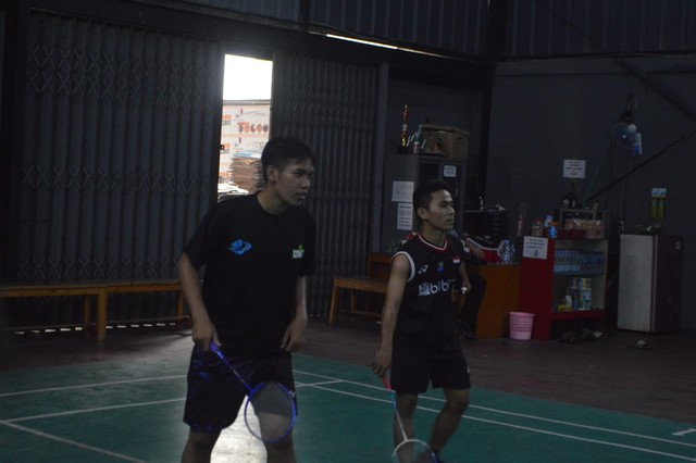 Foodcourd GOR Badminton Universitas Muhammadiyah Jakarta - galeri foto Danu andika putra oktober 2021