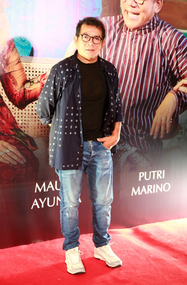 Matias Muchus saat menghadiri gala premiere sekaligus launching film Losmen Bu Broto di Epicentrum, Kuningan, Jakarta, Selasa, (9/11). Foto: Ronny