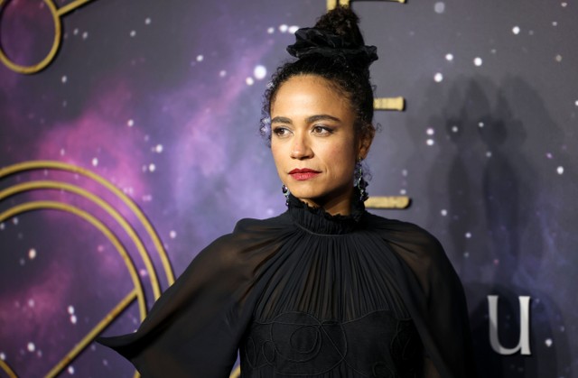 Lauren Ridloff di pemutaran film "Eternals" di London, Inggris. Foto: Reuters