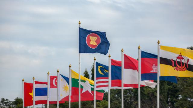 ASEAN adalah salah satu organisasi kerja sama antarnegara yang berbentuk kerja sama regional. Foto: Freepik.com