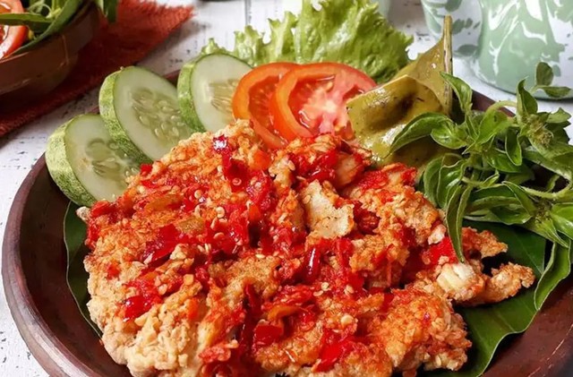 Resep Sambal Geprek Bawang Pedasnya Menggugah Selera Kumparan Com