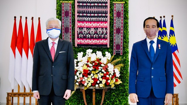 Serba-serbi Pertemuan Jokowi dan PM Baru Malaysia (8980)