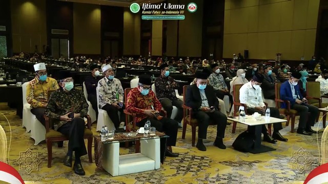 Suasana penutupan Ijtima Ulama Ke-7 Komisi Fatwa MUI di Jakarta, Kamis (11/11/2021). Foto: YouTube/MUI