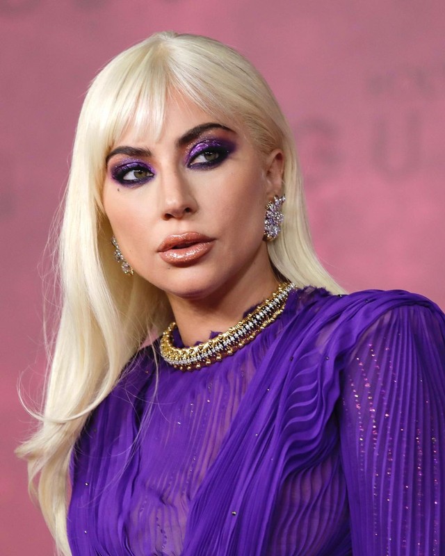 Penampilan Dramatis Lady Gaga Pakai Gaun Bersayap di Premiere House of Gucci (16347)