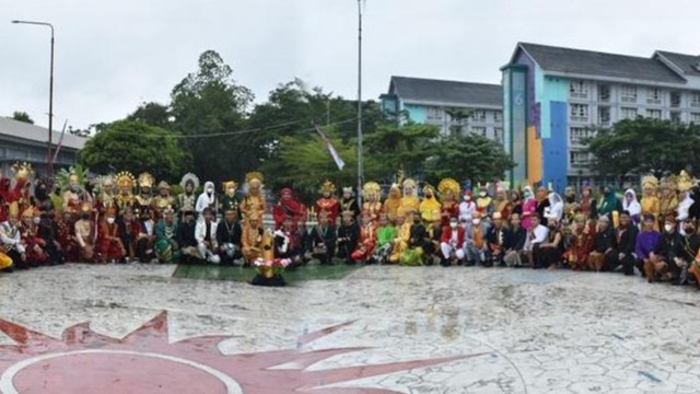 Peserta PWN-PTK Tingkat Nasional yang dilaksanakan di UIN Raden Fatah Palembang. Foto: Istimewa.