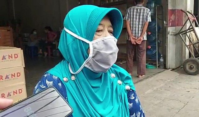 Pemkot Bandar Lampung Tertibkan Pedagang Kaki Lima di Jalan Imam Bonjol (2)