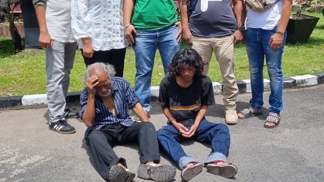 Dua pelaku pemerkosaan bergilir yangditangkap Polresta Padang, Rabu 17 November 2021. Foto: dok Polresta