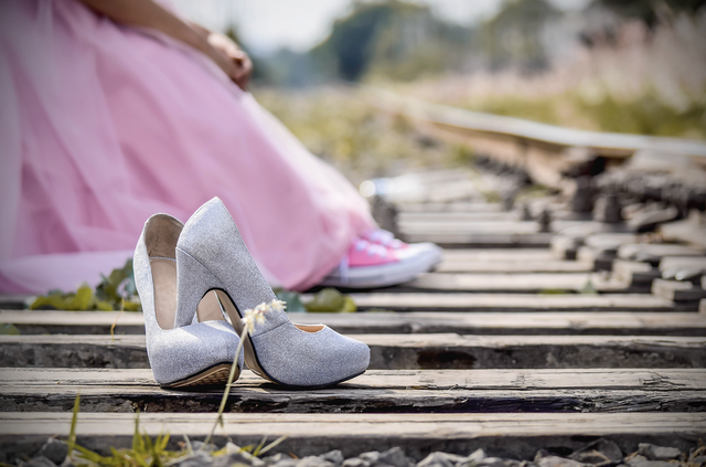Temuan menunjukkan bahwa ketangguhan pria meningkat seiring dengan high heels yang dikenakan wanita. Foto. dok: Pixabay