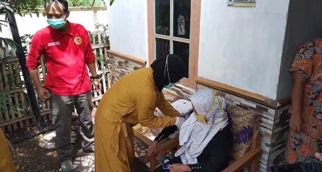 Badan Intelijen Negara Daerah (Binda) Jawa Tengah menggelar vaksinasi di Pekalongan dan Banjarnegara. Foto: Dok. Istimewa
