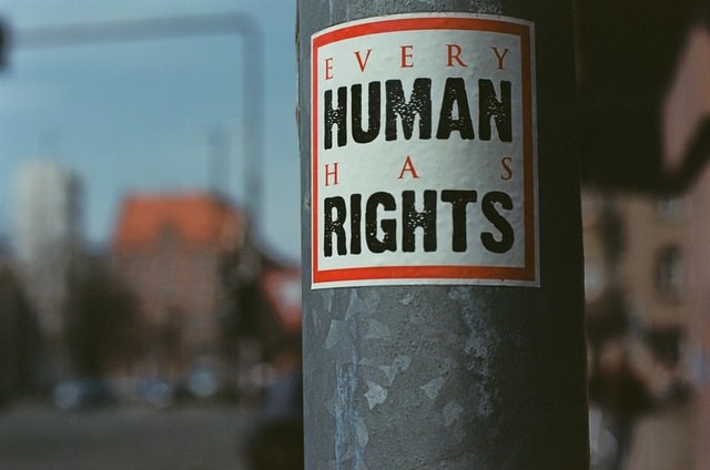 Pengadilan Hak Asasi Manusia. Sumber: unsplash.com