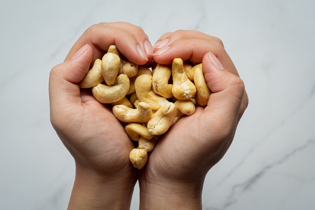 Manfaat Makan Kacang Mete untuk Ibu Hamil dan Bayi di Dalam Kandungan Foto: Freepik
