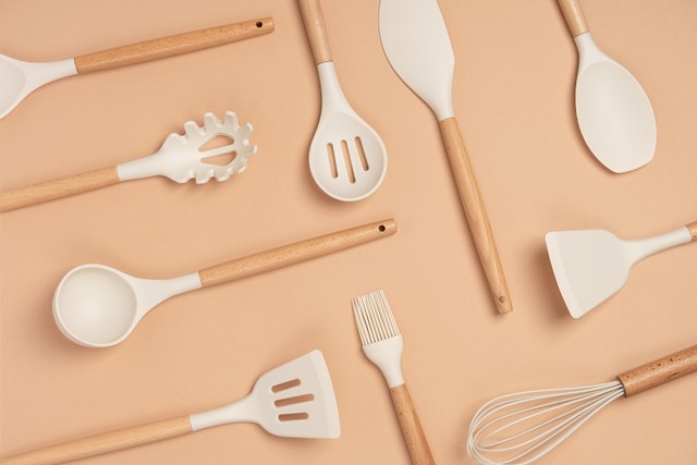 Ilustrasi alat masak dari silikon. Foto: Shutter Stock