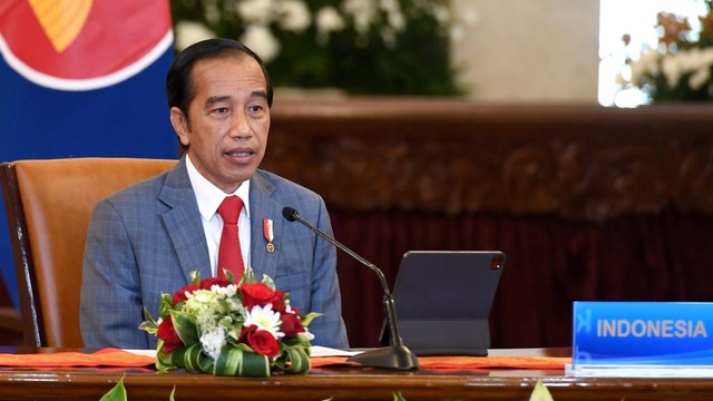Presiden Jokowi hadiri Konferensi Khusus Memperingati 30 Tahun Hub Asean-RRT secara virtual di Istana Kepresidenan Jakarta. Foto: Rusman/Biro Pers Sekretariat Presiden