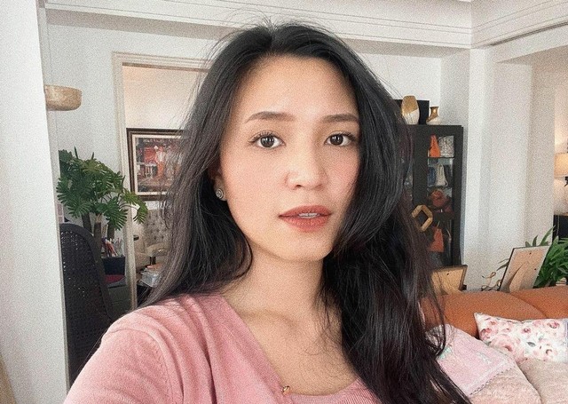 Sudah Jadi Dokter, Andira Kembali ke Industri Musik Lewat Jatuh yang Sejatuhnya (395860)