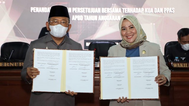 Pemprov dan DPRD Sulawesi Barat Setujui KUA dan PPAS APBD 2022 (278027)