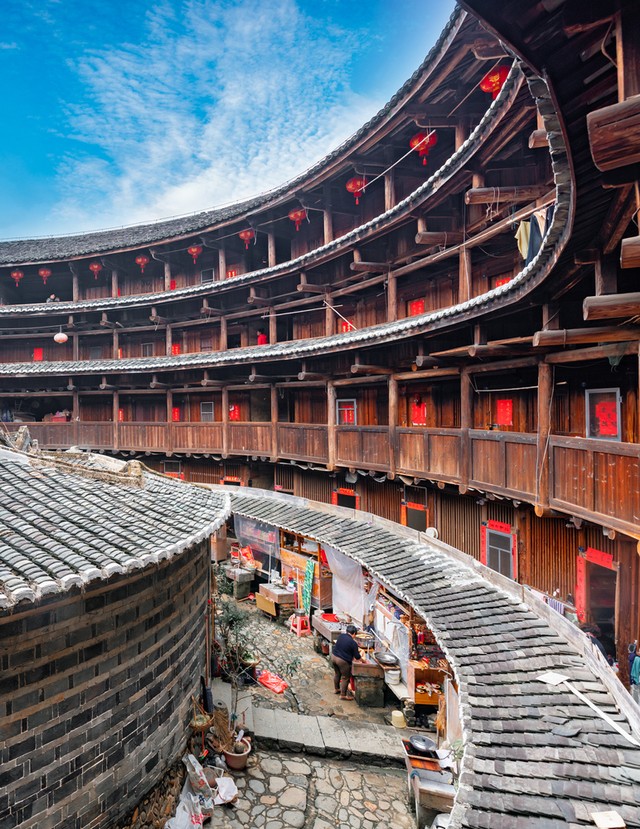 Mengenal Fujian Tulou, rumah tradisional di China. Foto: Shutter Stock