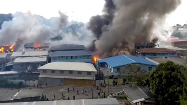 Solomon Islands Rusuh, Bangunan Milik Warga China Dibakar dan Dijarah (65185)