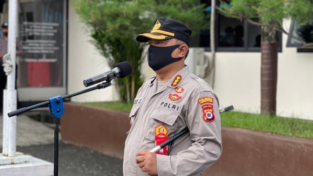 Dua Anggota Polisi di Ambon yang Adu Jotos dengan Oknum TNI Diperiksa Propam (314701)