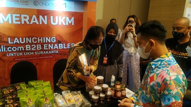 Gibran Rakabuming Ajak Disabilitas Kembangkan UMKM dengan Manfaatkan Marketplace (295698)