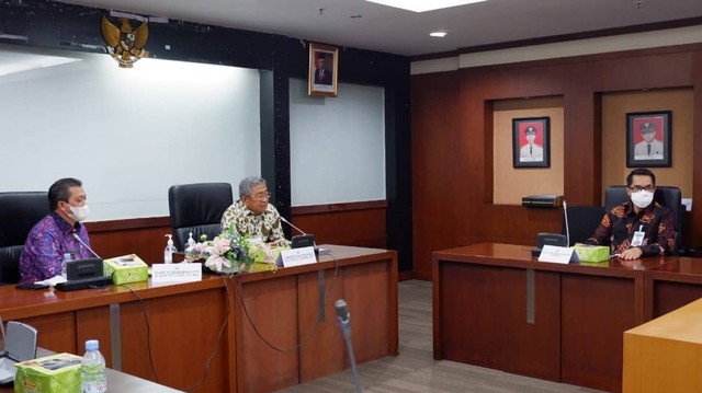 Pertemuan antara Pemprov Sulawesi Barat dan Pemprov Kalimantan Timur seputar persiapan ibu kota negara RI. Foto: Dok. Pemprov Sulbar