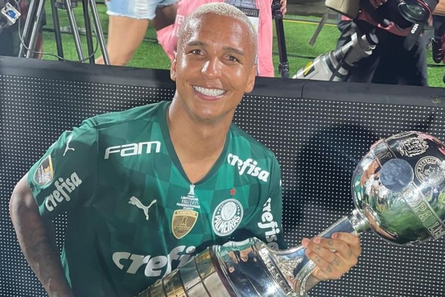 Pemain Palmeiras, Deyverson. Foto: Instagram @deyverson