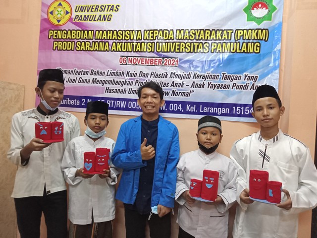 PM(k)M Universitas Pamulang Prodi S1 Akuntansi di Panti Asuhan PAHU, Tangerang (80184)