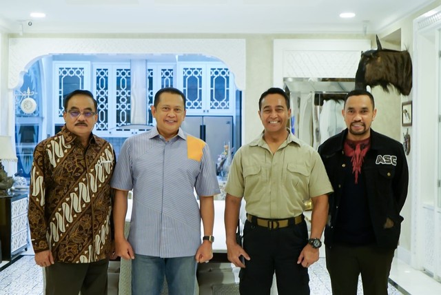 Bamsoet menerima kunjungan Panglima TNI Jenderal Andika Perkasa di kediaman pribadinya di Jakarta. Foto: Dok. Bamsoet
