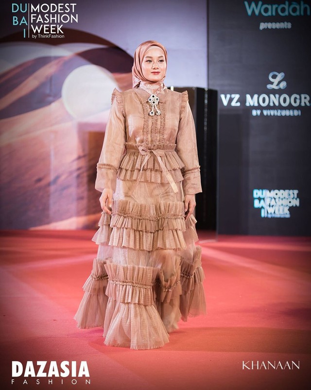 Dinda Hauw. Foto: Instagram.com/dazasiafashion