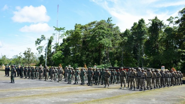 TNI-Polri Apel Bersama Di Timika Papua Usai Bentrok Akibat Rokok ...