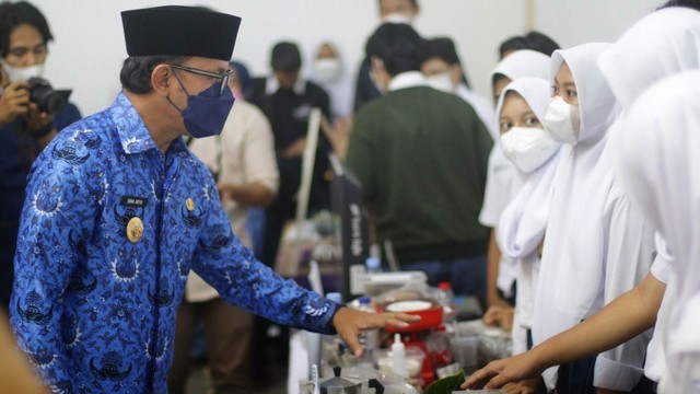 Wali Kota Bogor, Bima Arya di acara lomba Kreativitas dan Inovasi Urang Bogor (Kribo) 2021. Foto: Pemkot Bogor