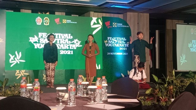 Festival Sastra Yogyakarta 2021, upaya Disbud Kota Yogyakarta ajak masyarakat lestarikan Bahasa Jawa. Foto: Nun
