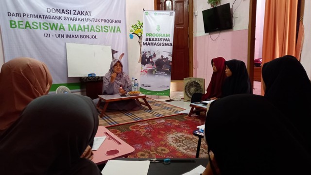 Penerima Beasiswa IZI - UPZDK PermataBank Syariah ikuti Workshop Penulisan 