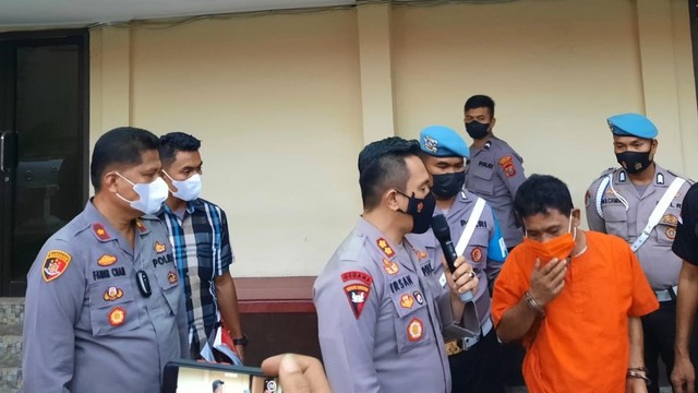Tersinggung Teguran Tak Dihiraukan, Pria di Medan Bunuh Sopir Bus Asal Jakarta (396859)