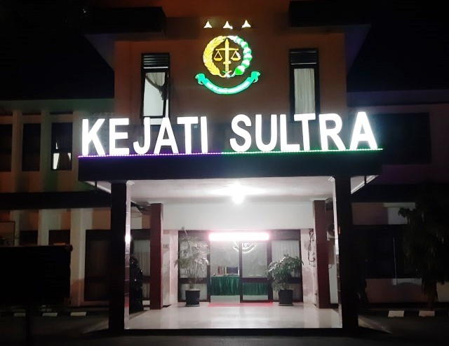 Kantor Kejati Sultra yang terletak di Jln. A Yani, Pondambea, Kadia, Kendari, Sultra. Foto: Dok kendarinesia.