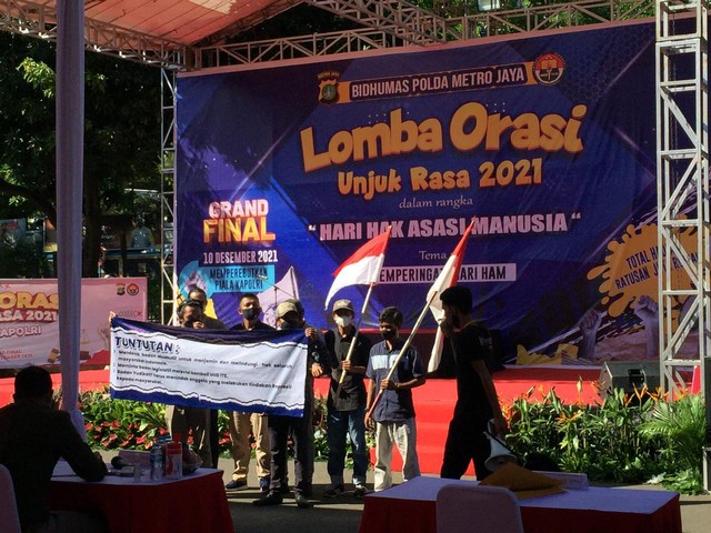 Polda Metro Jaya gelar Lomba Orasi Unjuk Rasa 2021, Kamis (2/12). Foto: Jhonatan Devin/kumparan