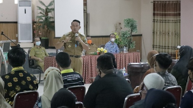 Bupati Belitung Timur Bantah Adanya Intervensi Seleksi Beasiswa Nonpermanen